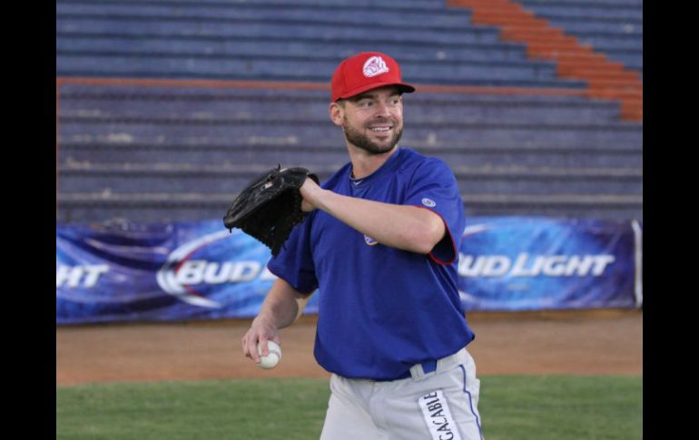 Brian Broderick subió a la lomita para asegurar la victoria, pero los Yaquis lo recibieron con tres carreras. FACEBOOK / CharrosBeisbolOficial