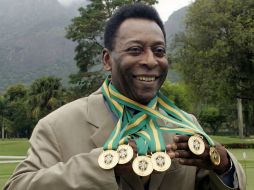 El 'Rey Pelé' está en un paso previo de la unidad de cuidados intensivos. AFP / C. Leal