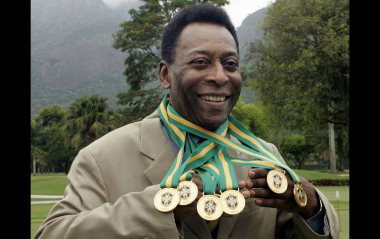 El 'Rey Pelé' está en un paso previo de la unidad de cuidados intensivos. AFP / C. Leal