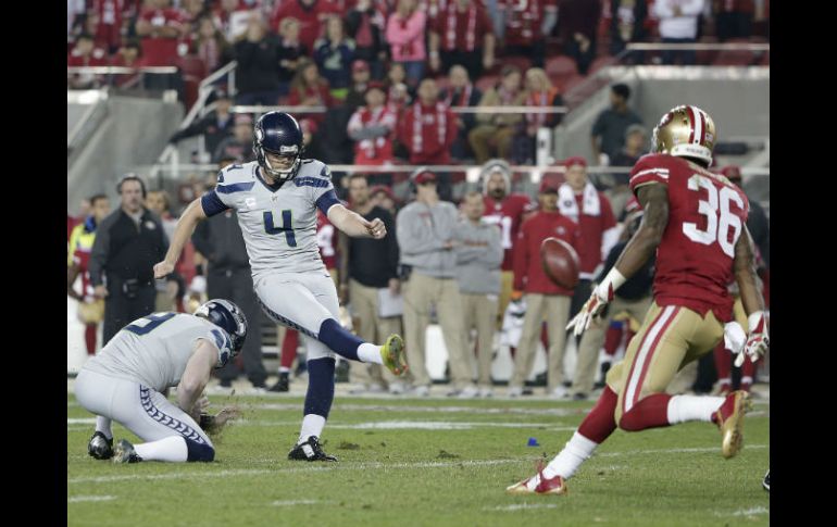 Steven Hauschka lució en un juego donde las ofensivas no tuvieron una buena actuación. AP /  M .Sánchez