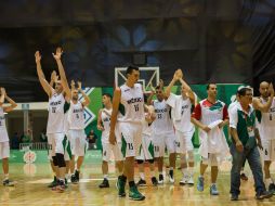 El equipo mexicano inició con pases equivocados y baja producción ofensiva pero logró recuperarse hacía el último lapso del partido. MEXSPORT / R. Maya