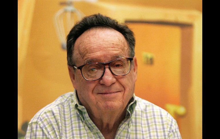 Todo el mundo de habla hispana se suma al luto por el fallecimiento de 'Chespirito'. AFP / L.  ACOSTA