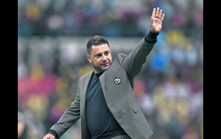 El técnico de las Águilas, Antonio Mohamed, ha perdido la confianza de muchos aficionados azulcremas. MEXSPORT / O. Aguilar