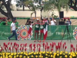 Omar Zepeda y Cristian Berdeja celebran su triunfo. TWITTER / @CONADE