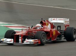 Vettel terminó a 217 puntos detrás del campeón mundial, Hamilton de Mercedes. AP / M. Vasini