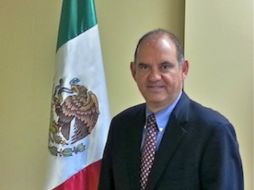 El cónsul Jorge Sánchez asegura trabajar en conjunto con organizaciones hispanas para dar a conocer la decisión de Obama. ESPECIAL / consulmex.sre.gob.mx