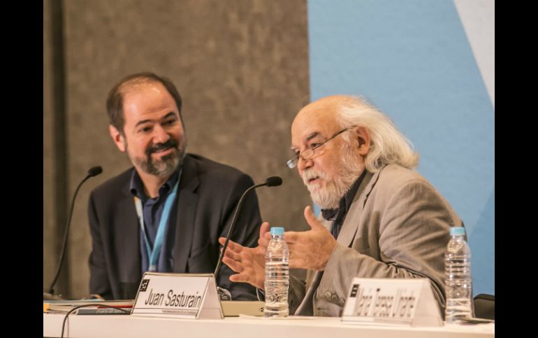 Villoro y Sasturain  participaron en la conferencia 'México y Argentina: Identidad literaria en transición'. EL INFORMADOR / A. Hernández