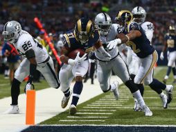 Tre Mason suma 113 yardas mediante seis acarreos en el primer medio, incluida una jugada de 89 yardas que termina en las diagonales. AP / D. Vishwanat