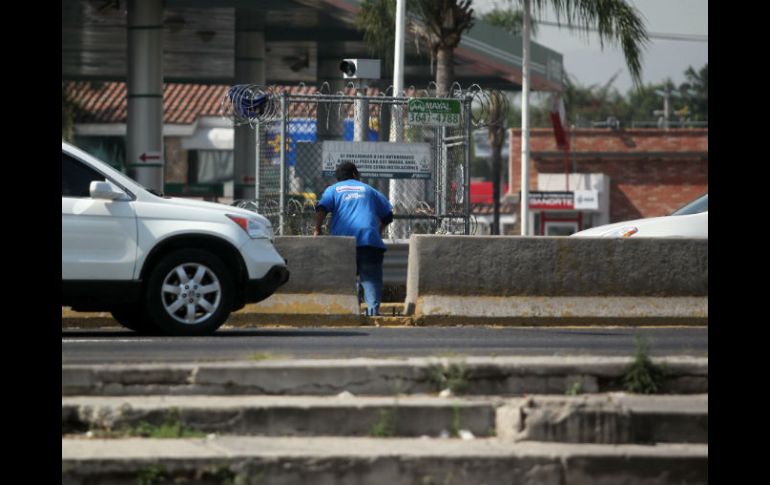 Uno de cada dos atropellamientos en Periférico ocurren a menos de 150 metros de un puente peatonal. EL INFORMADOR / A. Hinojosa