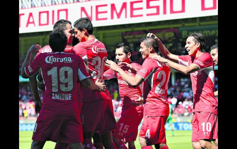 Venganza. Los jugadores de los Diablos del Toluca tienen cuentas pendientes con Tigres quienes los eliminaron de la Libertadores. MEXSPORT /