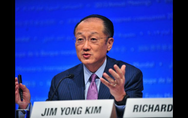 Jim Yong Kim advierte que el cambio dificultará la reducción de la pobreza y amenazará el sustento de millones de personas. NTX / ARCHIVO