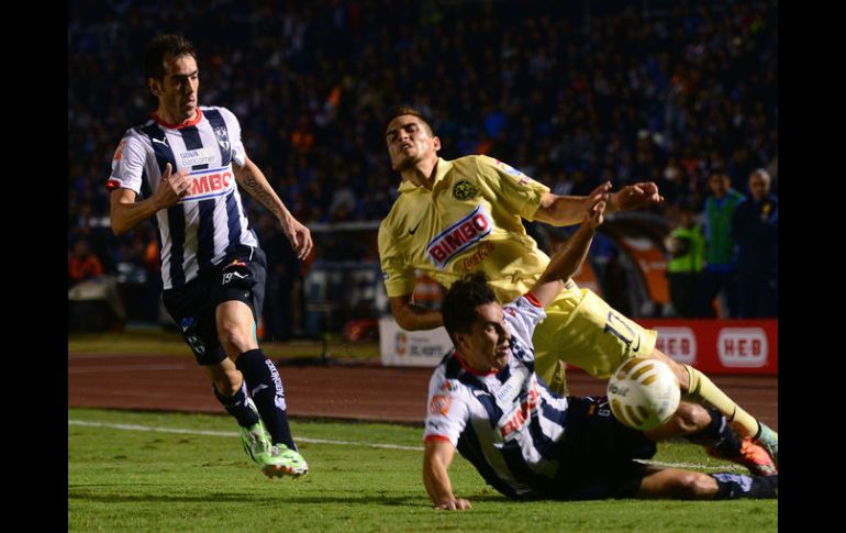 .Con la derrota de 3-0, Monterrey está obligado a ganar en el Azteca por cuatro goles y no recibir ninguno. MEXSPORT / L. Fuentes