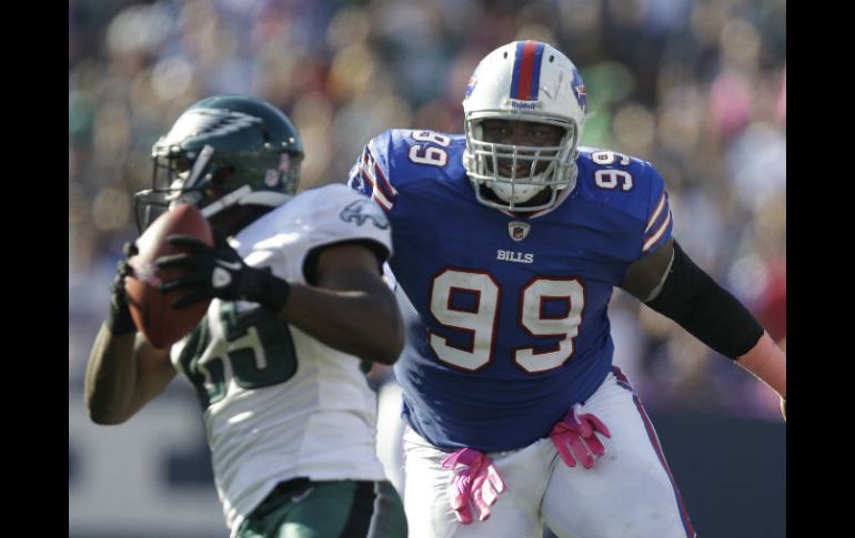 En los ocho más recientes en casa, LeSean McCoy (con el balón) ha sumado 825 yardas y 6 touchdowns. AP / ARCHIVO