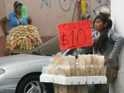 La Organización Internacional del Trabajo informa que 60% de la fuerza laboral en América Latina labora en el sector informal. EL INFORMADOR / ARCHIVO