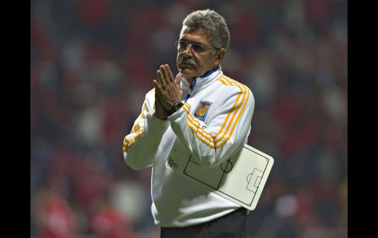 'Tuca' Ferretti, se ha distinguido por sus equipos ordenados en defensa, sólidos para mantener resultados y por ser muy poco atrevidos. MEXSPORT / O. Aguilar