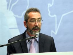 Negar información 'inhibe la competencia y genera conflicto de intereses', afirma el comisionado del IFAI, Oscar Guerra Ford. NTX / ARCHIVO