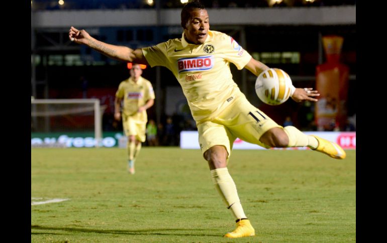 El ariete de las águilas señala que el equipo dará todo en la cancha pues es un lugar que se han ganado con grandes esfuerzos. MEXSPORT / ARCHIVO.