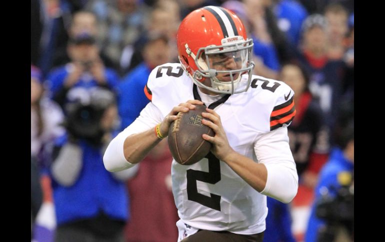 'Johnny Football' fue el más popular en colegiales, pero su experiencia NFL aún no empieza. AP / B. Wippert