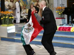 Amigos y conocidos emiten mensajes de apoyo a Adán reconociendo su lucha y su valor. AP / C. Pope