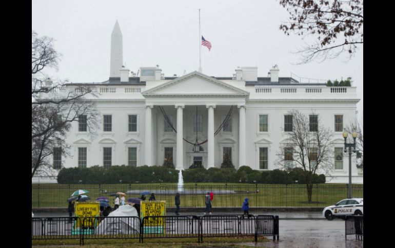 El apagón duró unos segundos, según los periodistas que cubren usualmente la información de la Casa Blanca. AFP / ARCHIVO