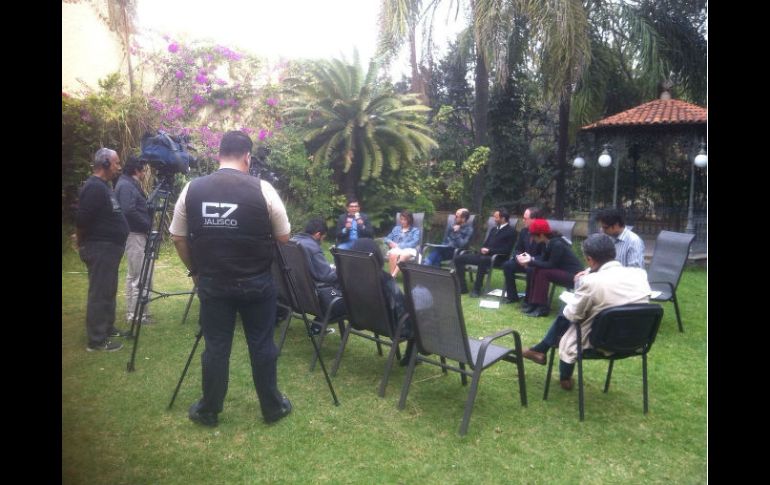 Rueda de prensa de la presentación del 'Ciclo Tornasol', en el Consulado General de Islandia en Guadalajara. FACEBOOK / Casa de Islandia