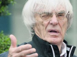 Tras haber dimitido de la junta de la F1 en enero, Bernie Ecclestone regresa al grupo de poder del serial. EFE / ARCHIVO