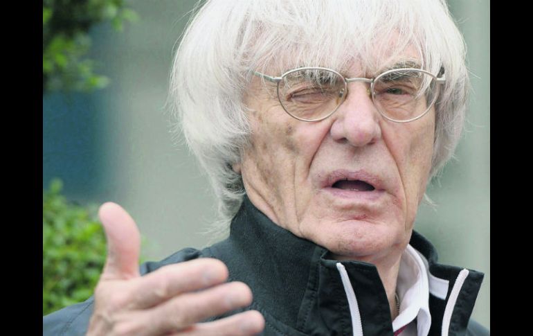 Tras haber dimitido de la junta de la F1 en enero, Bernie Ecclestone regresa al grupo de poder del serial. EFE / ARCHIVO