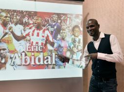 Abidal jugó en dos mundiales con la Selección de Francia, y ganó dos veces la Champions. AFP / L. Gouliamaki