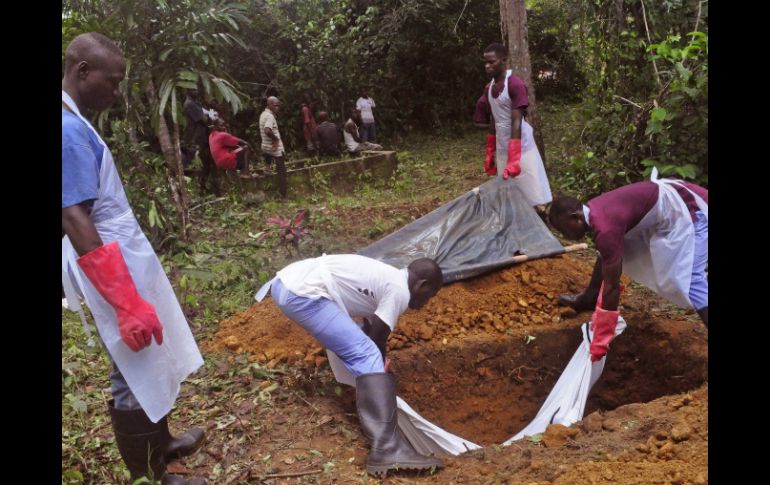 El ébola ha matado a más de dos mil personas en Sierra Leona. AP / A. Dulleh