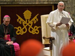 El Papa Francisco celebra la Misa de Nochebuena en San Pedro. EFE / A. Solaro