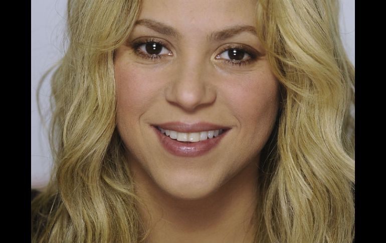 Aunque su mayor talento es compones sencillos para el futbol, Shakira no dudó en hacer el comentario. AP / ARCHIVO