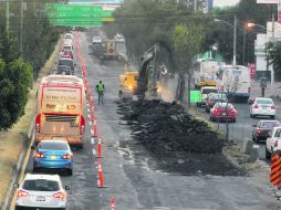 TRÁFICO. Pese a que el cierre comenzó el día de Navidad, el congestionamiento vial no se hizo esperar. EL INFORMADOR / A. Hinojosa