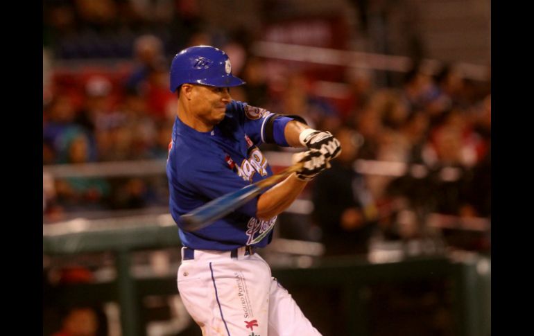 El shortstop albiazul, Jesús López, asegura que el objetivo de su equipo es ganar la postemporada. EL INFORMADOR / A. Hinojosa