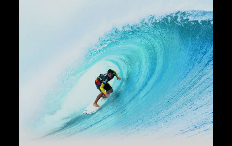 Medina ganó el ASP World Tour, circuito que se compone de 11 pruebas. AFP /