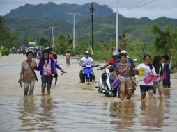 Las lluvias torrenciales han afectado en su mayoría al centro del país. EFE / R. Dejon