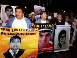 Los 43 de ayotzinapa fueron recordados con pancartas y consignas. SUN / C. Mejía