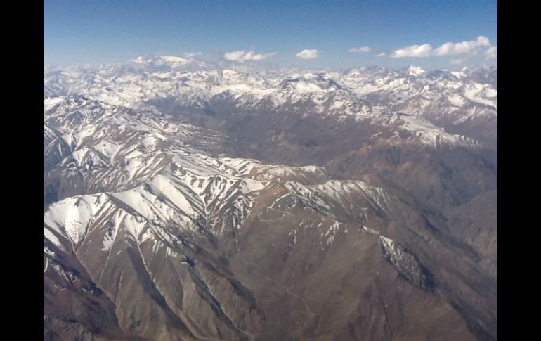 En los últimos dos días equipos de emergencia argentinos y chilenos se abocaron al rescate del montañista. NTX / ARCHIVO