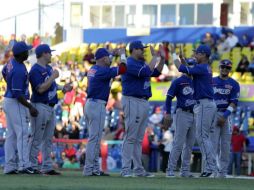 Se ponen a un triunfo de avanzar a la ronda de semifinales. TWITTER / @charrosbeisbol