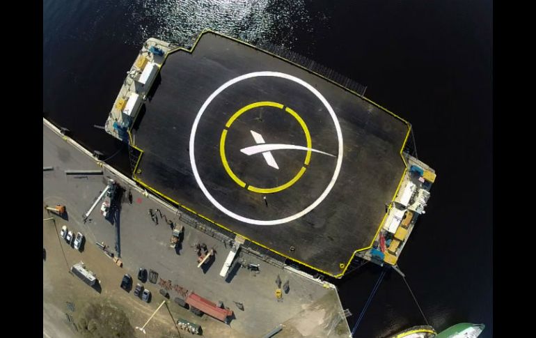 SpaceX ya ha logrado posar suavemente el Falcon en septiembre de 2013 y dos veces este año. AFP / SPACEX