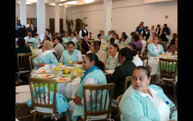 Son 300 las profesionales de la enfermería en Zapopan quienes participaron en un desayuno ofrecido para ellas en un salón de eventos. EL INFORMADOR / V. Meléndez