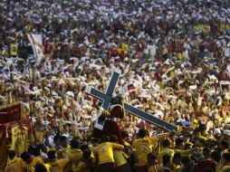 El Nazareno Negro llega a Manila el 31 de mayo de 1606 en un galeón procedente de Acapulco. EFE / D. Sabangan