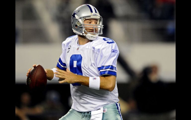 Tony Romo intentará llevar a los Vaqueros a la final de la NFC, instancia a la que no llegan desde 1995. EFE / ARCHIVO