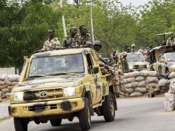 Militares Nigerianos patrullan Maiduguri, al oreste de Nigeria. EFE / STR