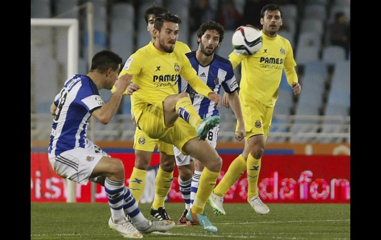 El Villarreal clasifica a cuartos de final. EFE / G. Estrada