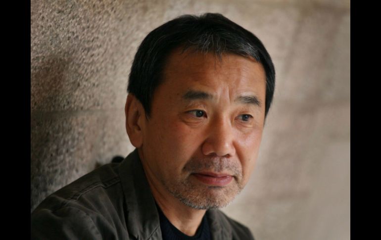 Murakami confirma en sus respuestas su voluntad de mantenerse lo más cerca posible de la literatura. EFE / ARCHIVO