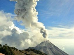 Protección Civil de Colima indicó que esta actividad volcánica no genera riesgos para la población. TWITTER / @PCJalisco