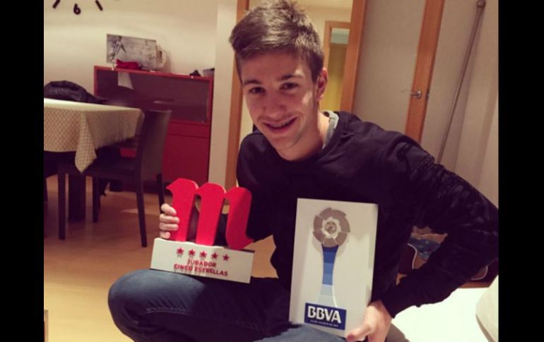 El delantero Luciano Vietto fue reconocido como el Mejor Jugador del mes de diciembre 2014 en la Liga española. TWITTER / @lucianovietto36