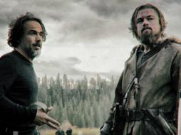 González Iñárritu da instrucciones a DiCapio en una de las locaciones de la cinta. ESPECIAL / insidemovies.ew.com