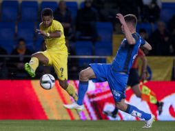 El delantero mexicano del Villarreal, Giovani dos Santos (9), jugó 72 minutos. MEXSPORT / Cordon Press