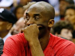 Kobe Bryant será atendido hoy por el cuerpo médico de los Lakers, quienes darán mayores detalles sobre su lesión. AP / J. Bachman